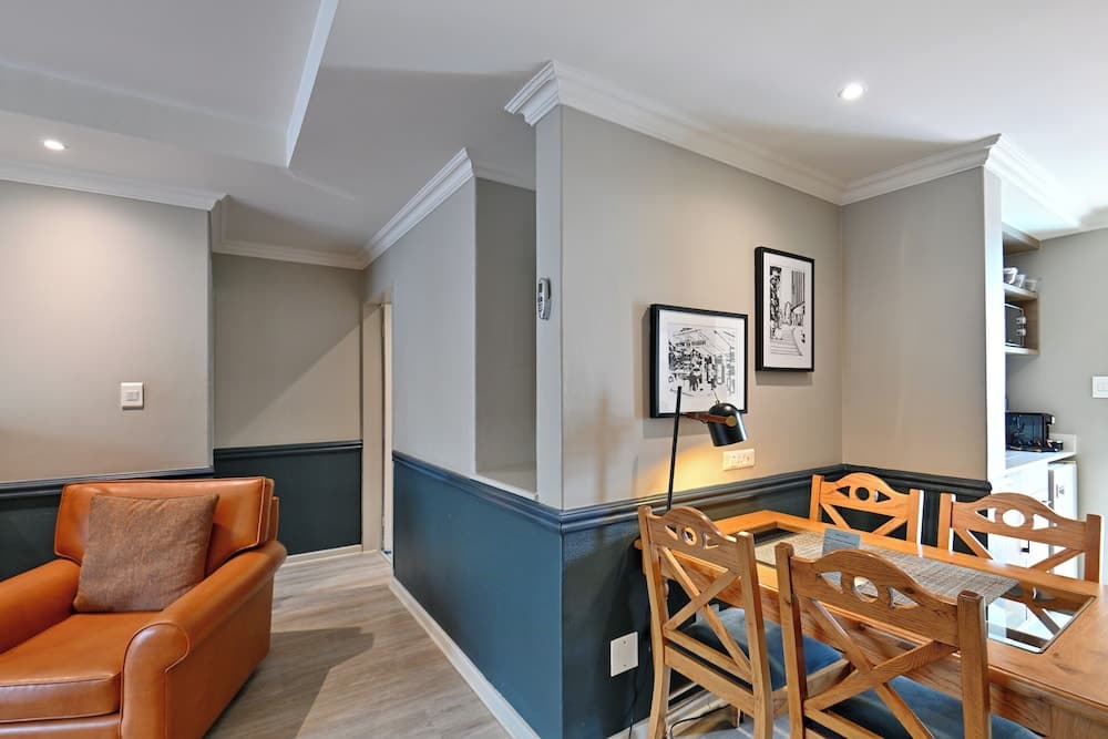 Courtyard Hotel Rosebank