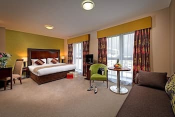 The George Limerick Hotel