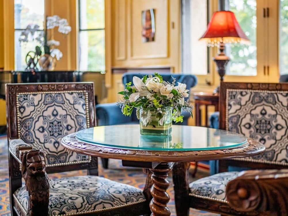 The Lafayette A grand Riverboat Era Hotel