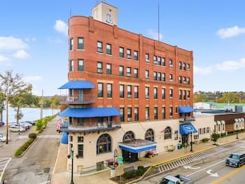 The Lafayette A grand Riverboat Era Hotel