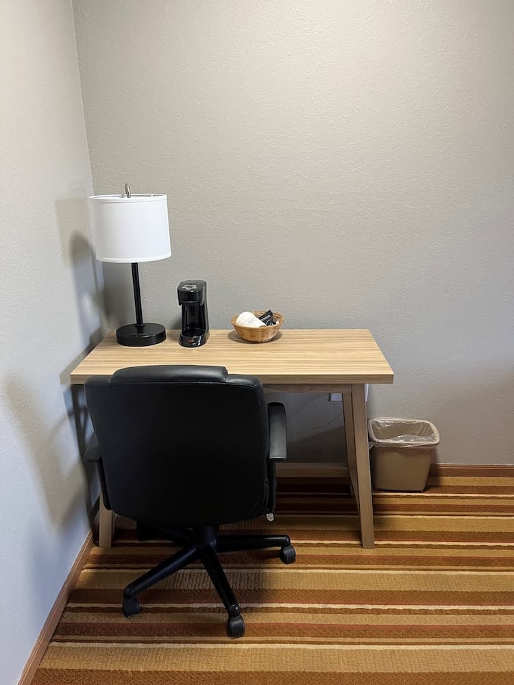 Super 8 by Wyndham Blair