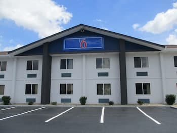 Motel 6 Chattanooga, TN - Airport