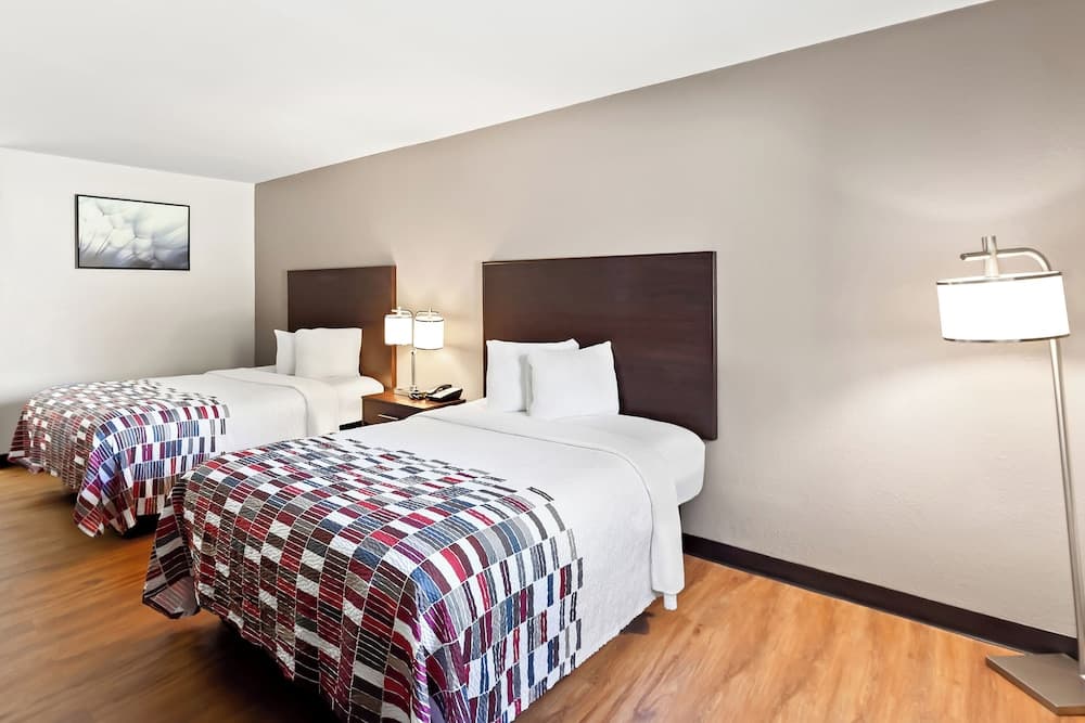 Red Roof Inn Muscle Shoals