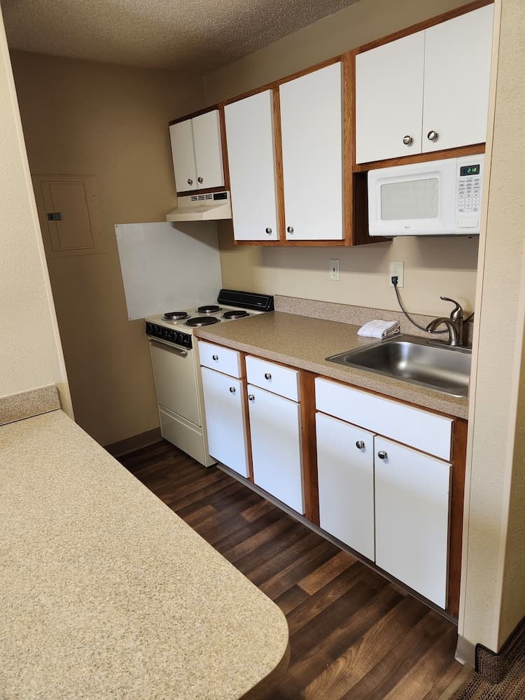 Suburban Studios Columbus - Dublin