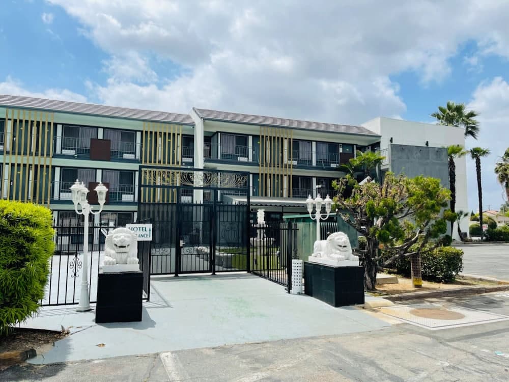 hotel image