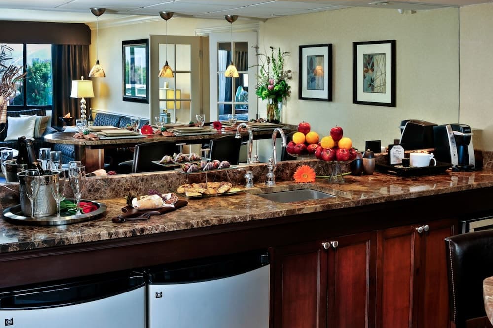 Crowne Plaza Portland Downtown Convention Center by IHG