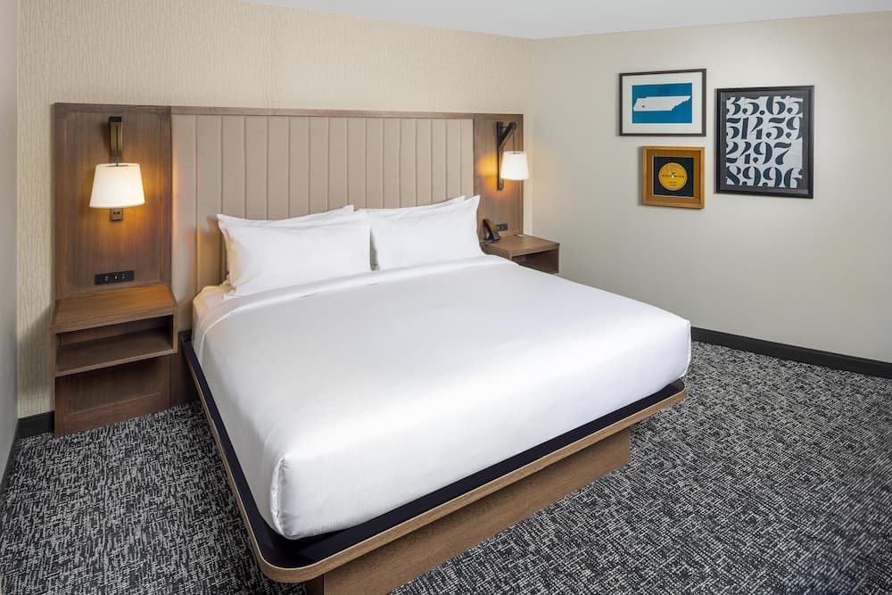 DoubleTree by Hilton Hotel Jackson