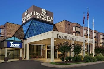 DoubleTree by Hilton Hotel Jackson