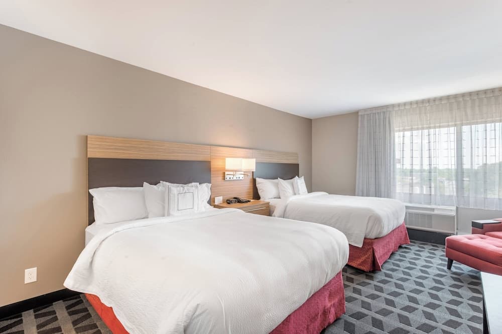 TownePlace Suites by Marriott Greensboro Coliseum Area