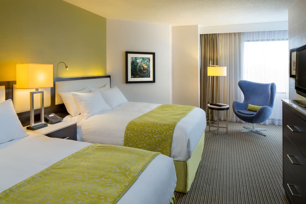 The Hollis Halifax a DoubleTree Suites by Hilton Hotel