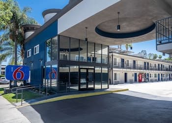 Motel 6 Anaheim, CA - Convention Center