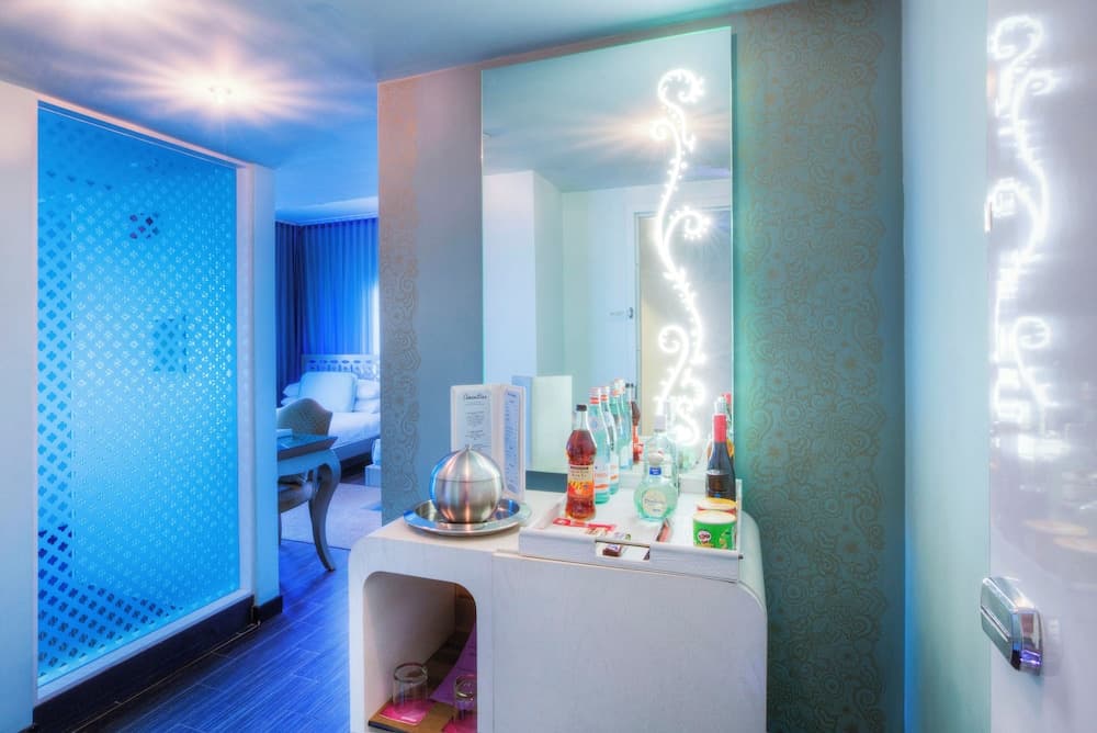 Dream South Beach, by Hyatt