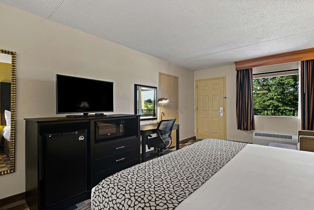 Best Western Windsor Suites