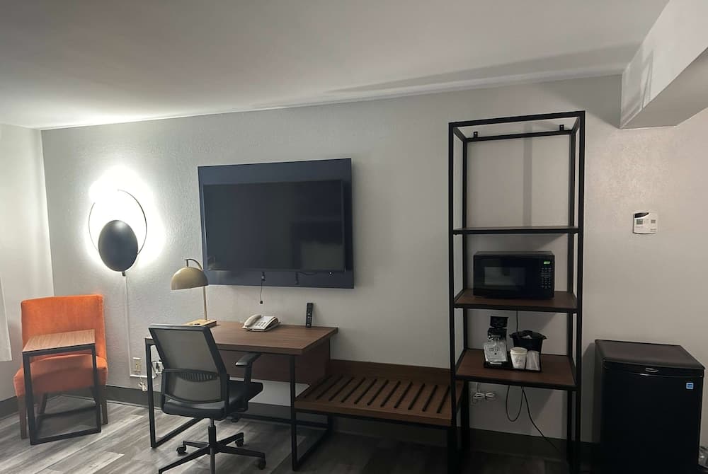 La Quinta Inn & Suites by Wyndham Birmingham Homewood