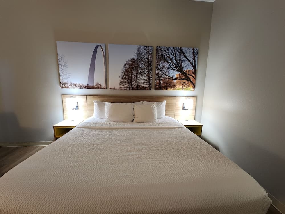 Days Inn by Wyndham Collinsville/St. Louis