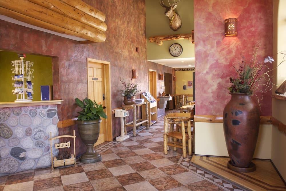 Gateway Inn And Suites