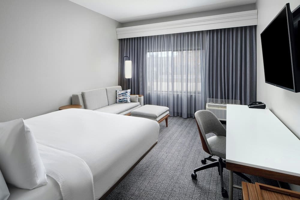 Courtyard® by Marriott® Baton Rouge South