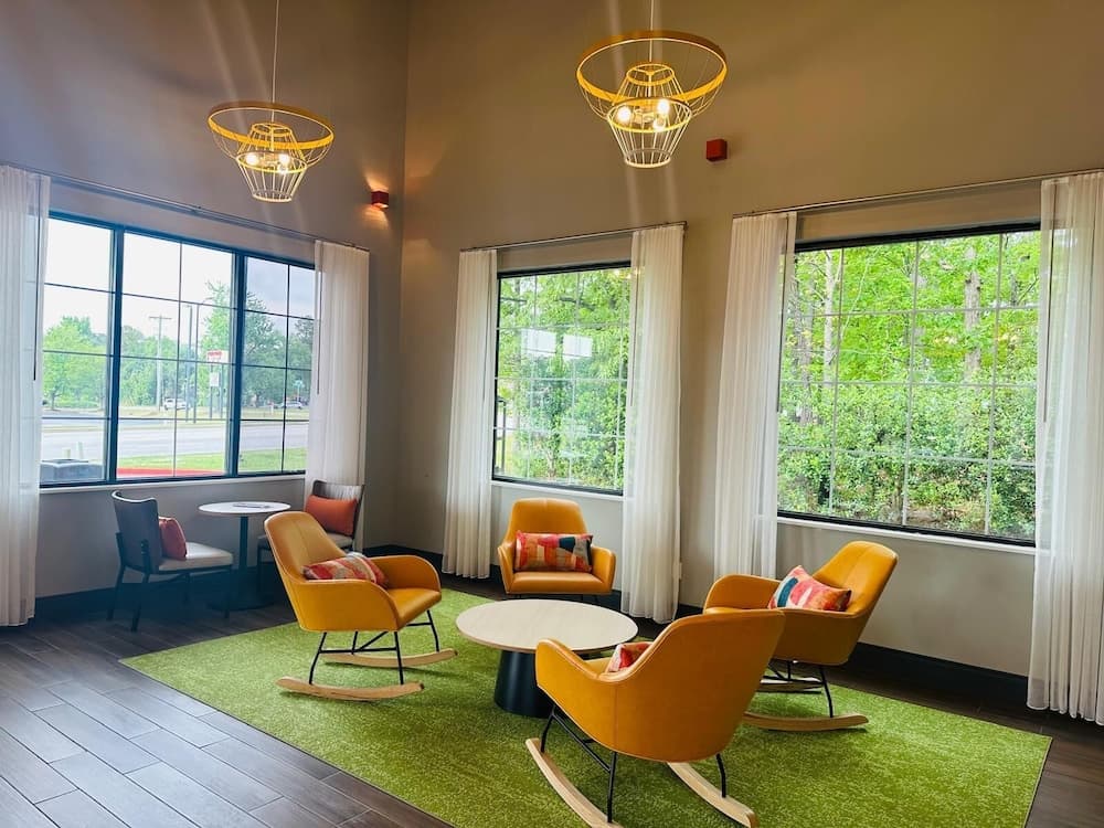 Spark by Hilton Duluth