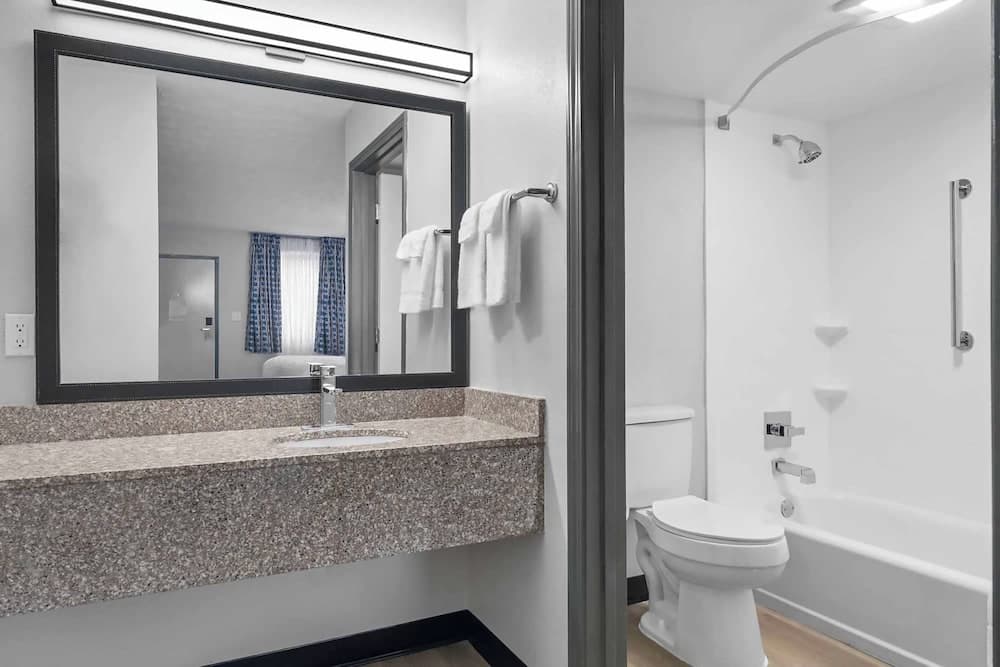 Auburn Lodge Near University