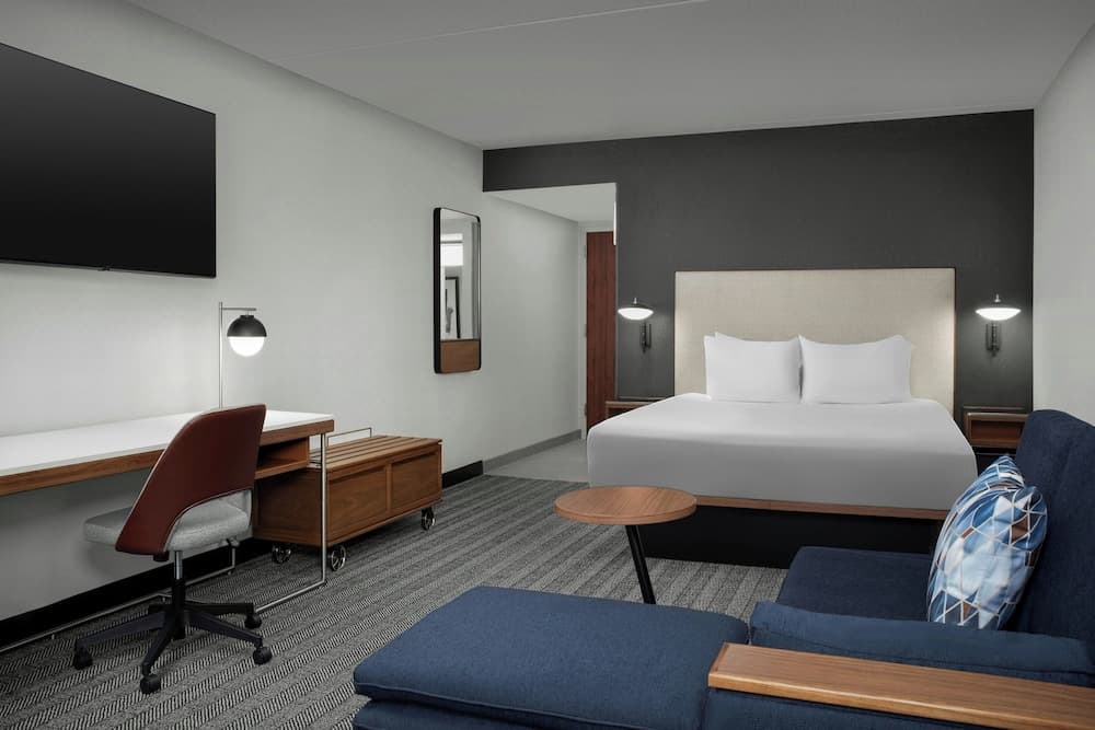 Courtyard by Marriott Bloomington