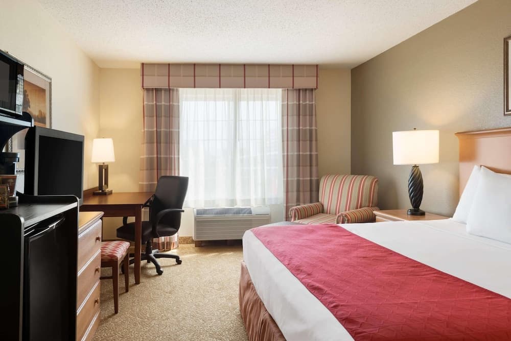 Country Inn & Suites by Radisson, Davenport - Quad Cities
