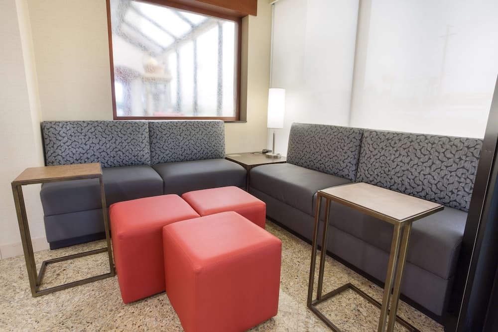 Drury Inn & Suites Joplin