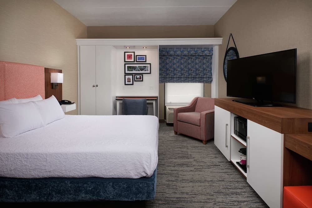 Hampton Inn by Hilton Youngstown-West I-80
