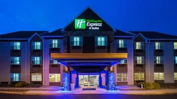 Holiday Inn Express & Suites Wyomissing, an IHG Hotel