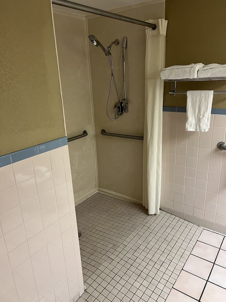 Americas Best Value Inn Pharr