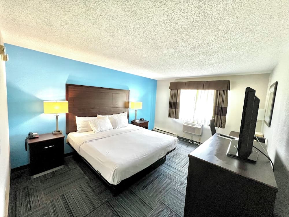 Baymont by Wyndham Marinette