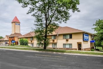 Rodeway Inn & Suites WI Madison - Northeast