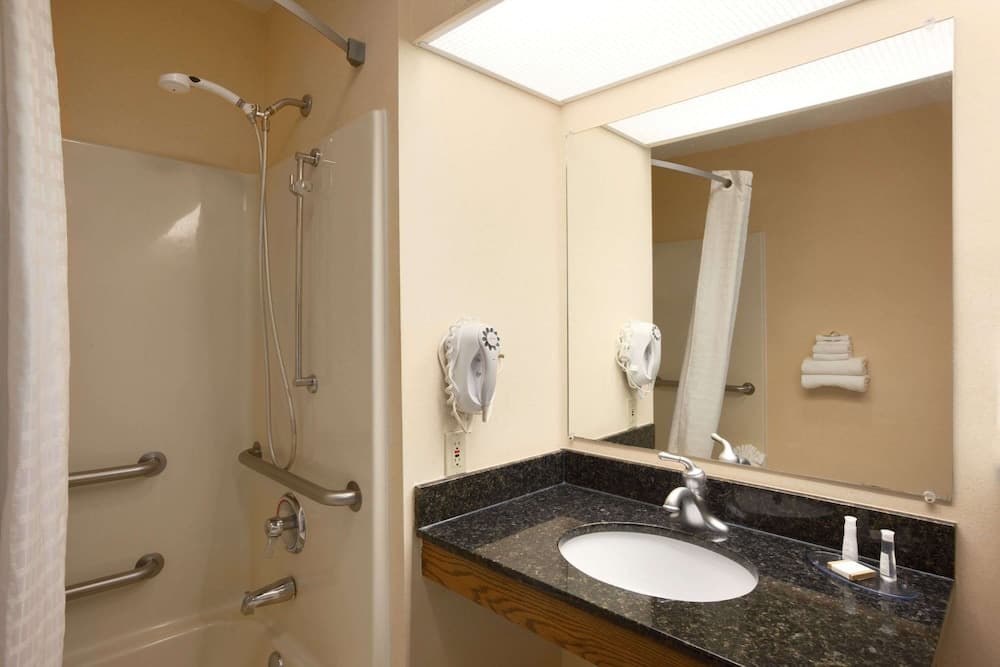 Baymont by Wyndham Gaffney