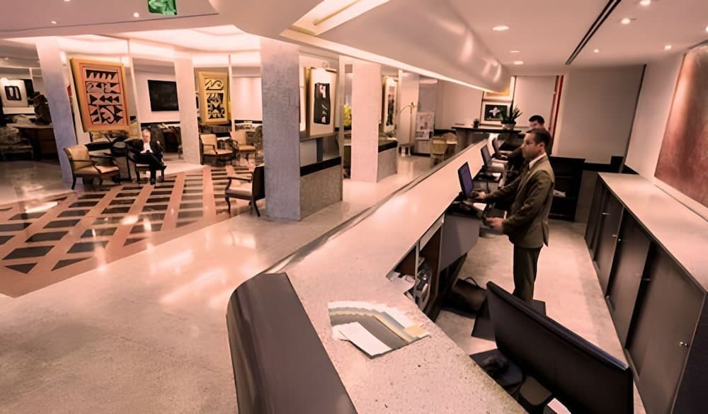 Kubitschek Plaza Hotel