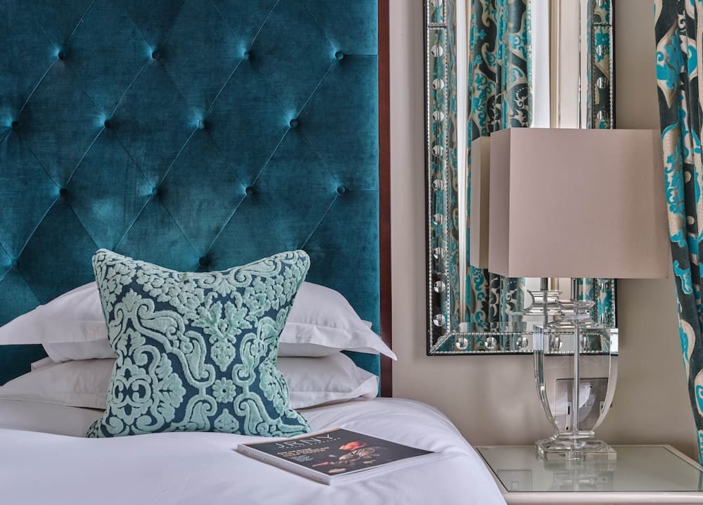 The Apartments by The Sloane Club