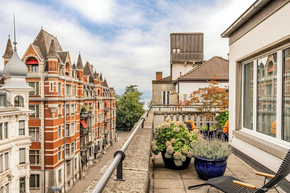 Neues Schloss Privat Hotel Zurich, Autograph Collection