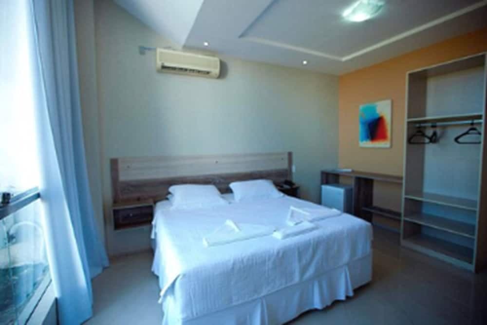 Barrudada Tropical Hotel