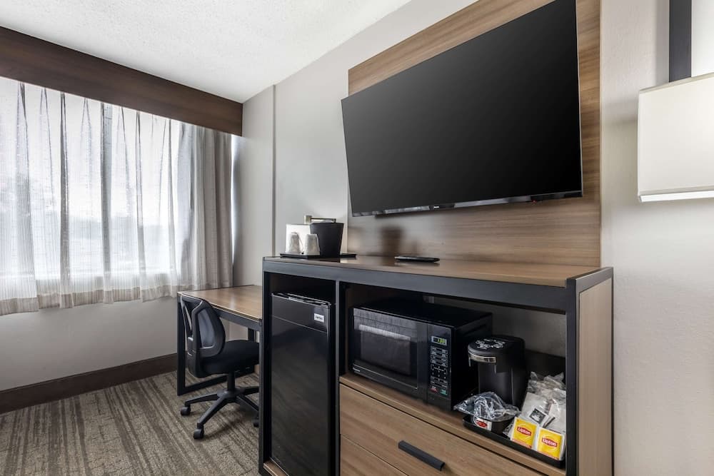 Best Western Plus Laurel