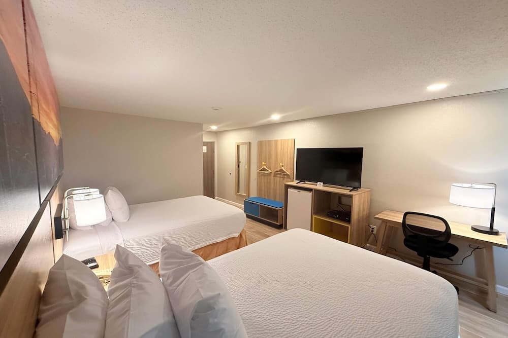 Days Inn by Wyndham Torrington