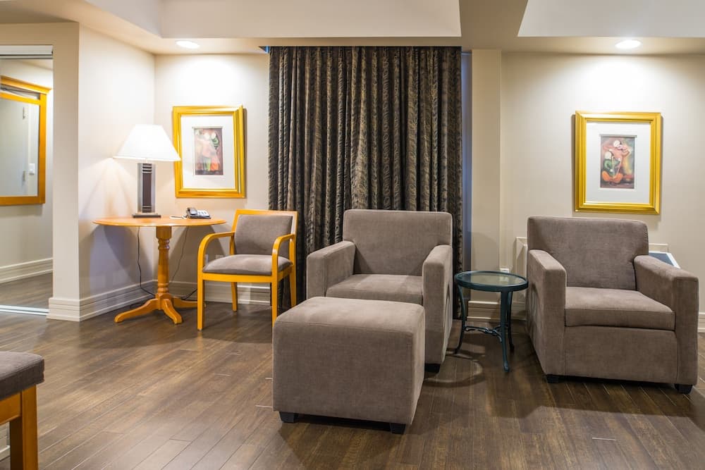 Royal Hotel Calgary, Trademark Collection by Wyndham