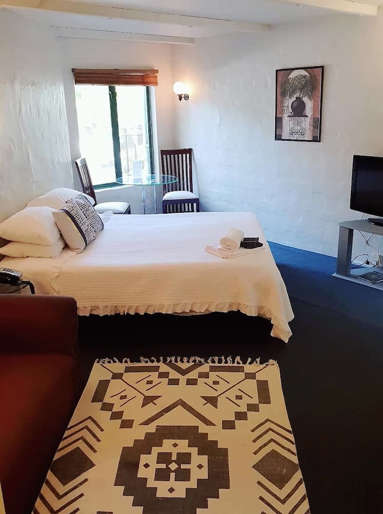 Parklane Motor Lodge