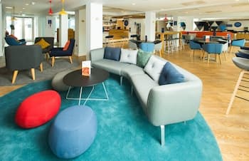 Holiday Inn Express Cardiff Bay, an IHG Hotel