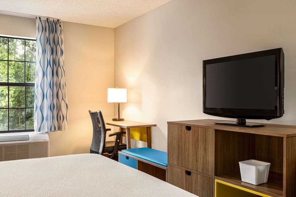 Days Inn by Wyndham Shallotte