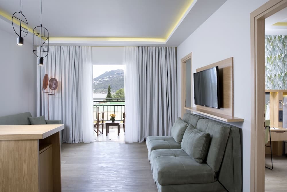 Zeus Dolce by Wyndham Athens