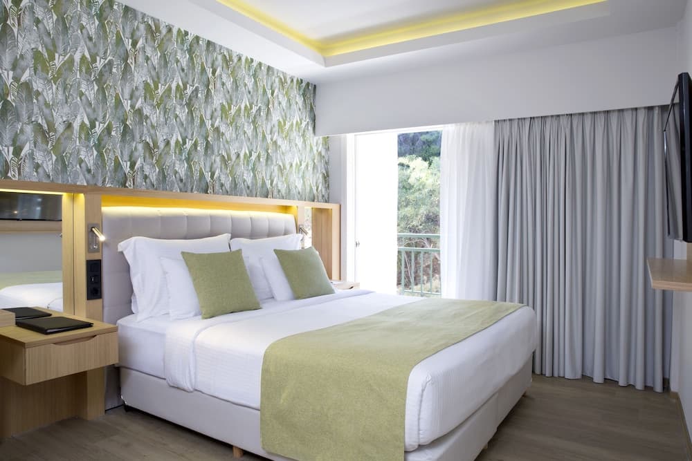 Zeus Dolce by Wyndham Athens