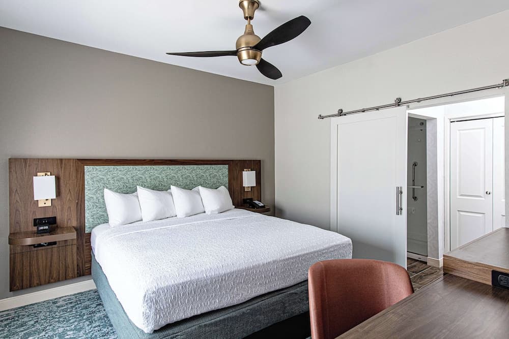 Hampton Inn & Suites Charleston/West Ashley