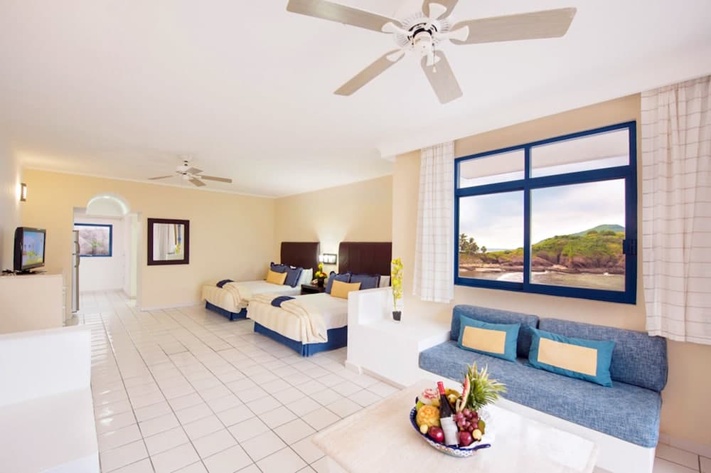 El Cid Marina Beach Hotel