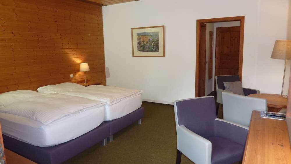 AKZENT Hotel Zur Wasserburg , bed & breakfast