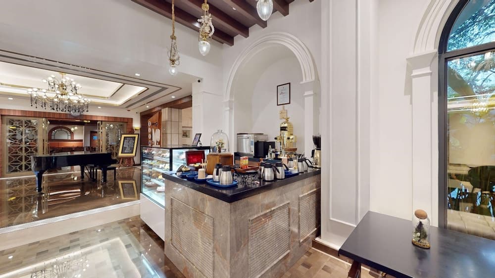 Radisson Blu Hotel & Suites GRT Chennai