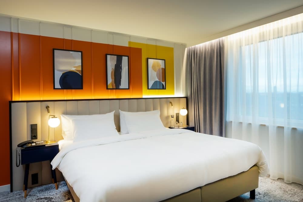 voco Dusseldorf Seestern by IHG