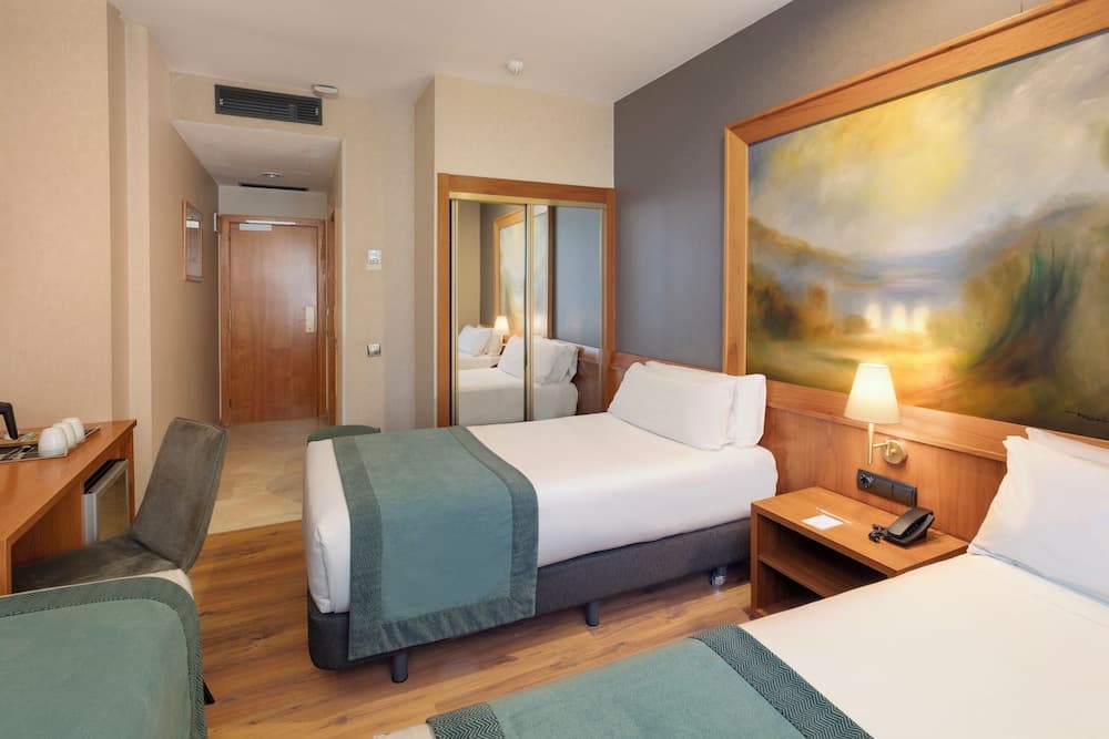 Catalonia Excelsior Hotel